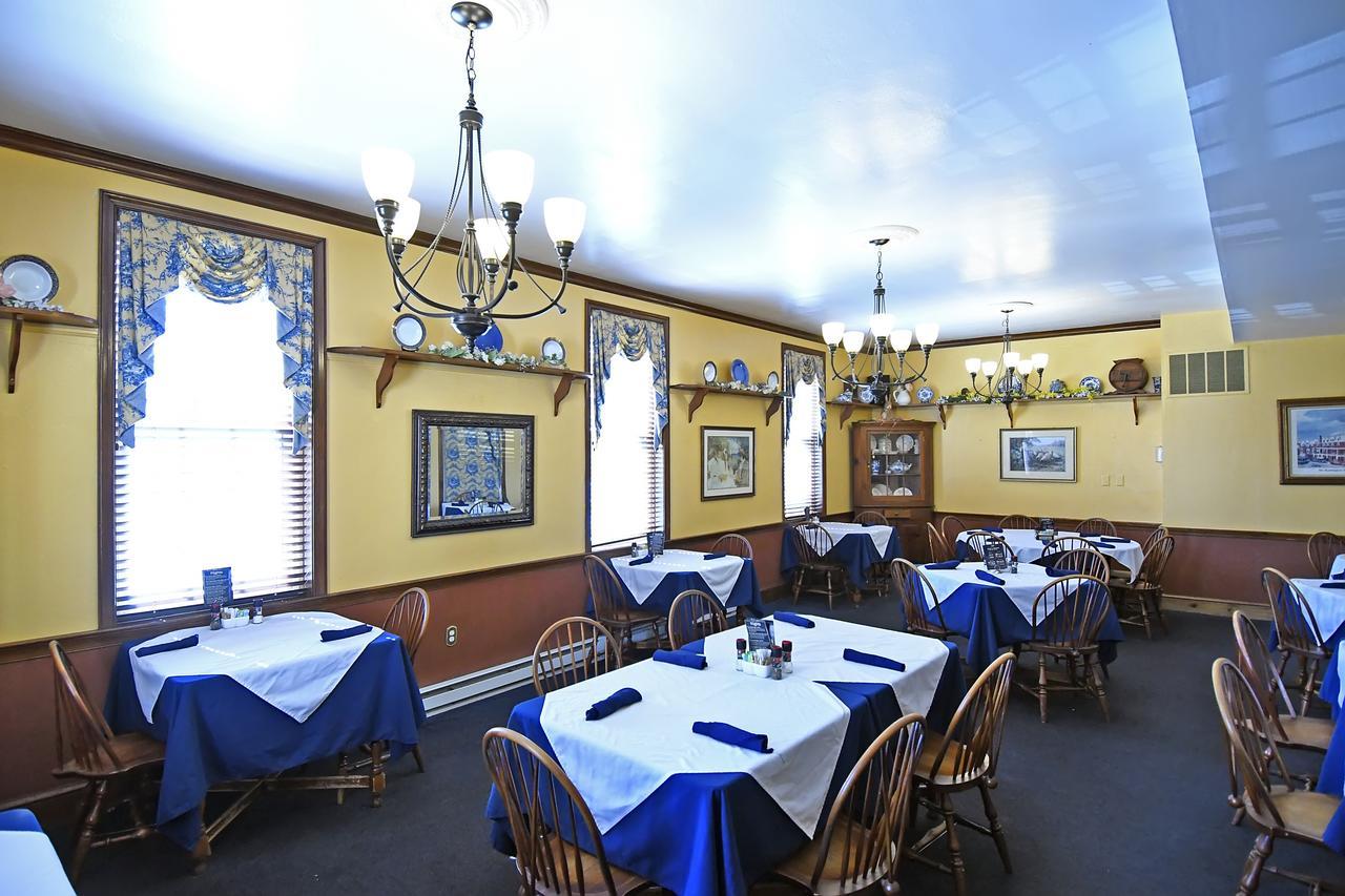 The Country Inn Of Berkeley Springs Exterior photo